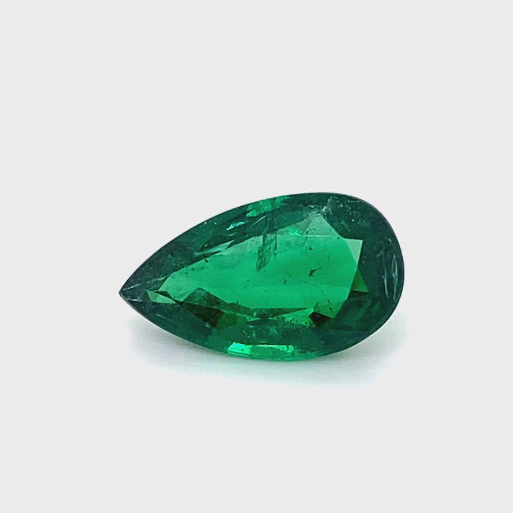 
                  
                    Load and play video in Gallery viewer, 16.53x9.46x5.82mm Pear-shaped Emerald (1 pc 5.35 ct)
                  
                