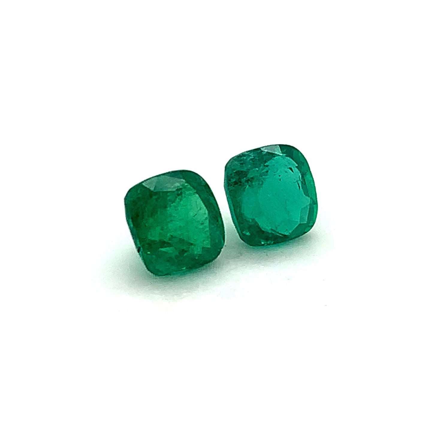 
                  
                    7.51x7.38x5.95mm Cushion Emerald (2 pc 4.44 ct)
                  
                