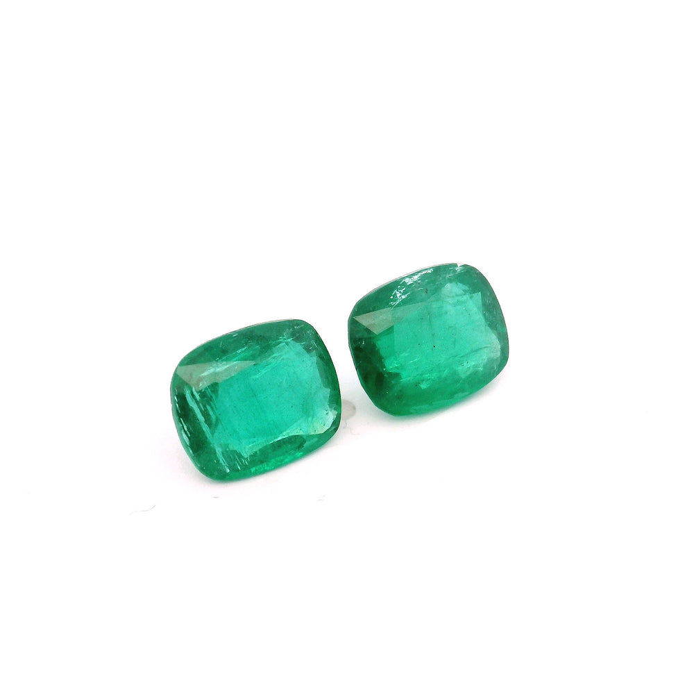 
                  
                    8.55x7.04x3.73mm Cushion Emerald (2 pc 3.24 ct)
                  
                