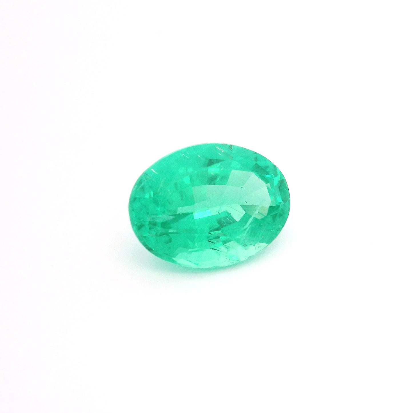 
                  
                    12.07x8.91x6.58mm Oval Emerald (1 pc 4.07 ct)
                  
                