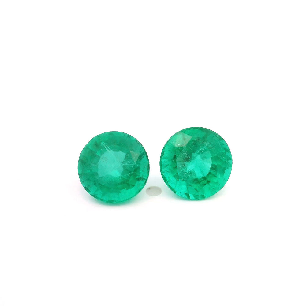 7.00x7.00x0.00mm Round Emerald (2 pc 2.76 ct)