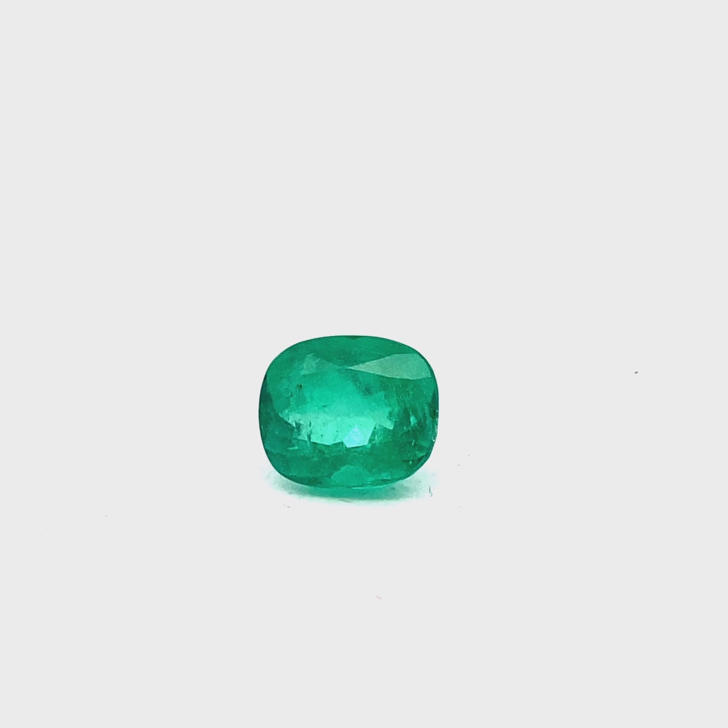 13.61x11.49x7.79mm Cushion Emerald (1 pc 7.67 ct)