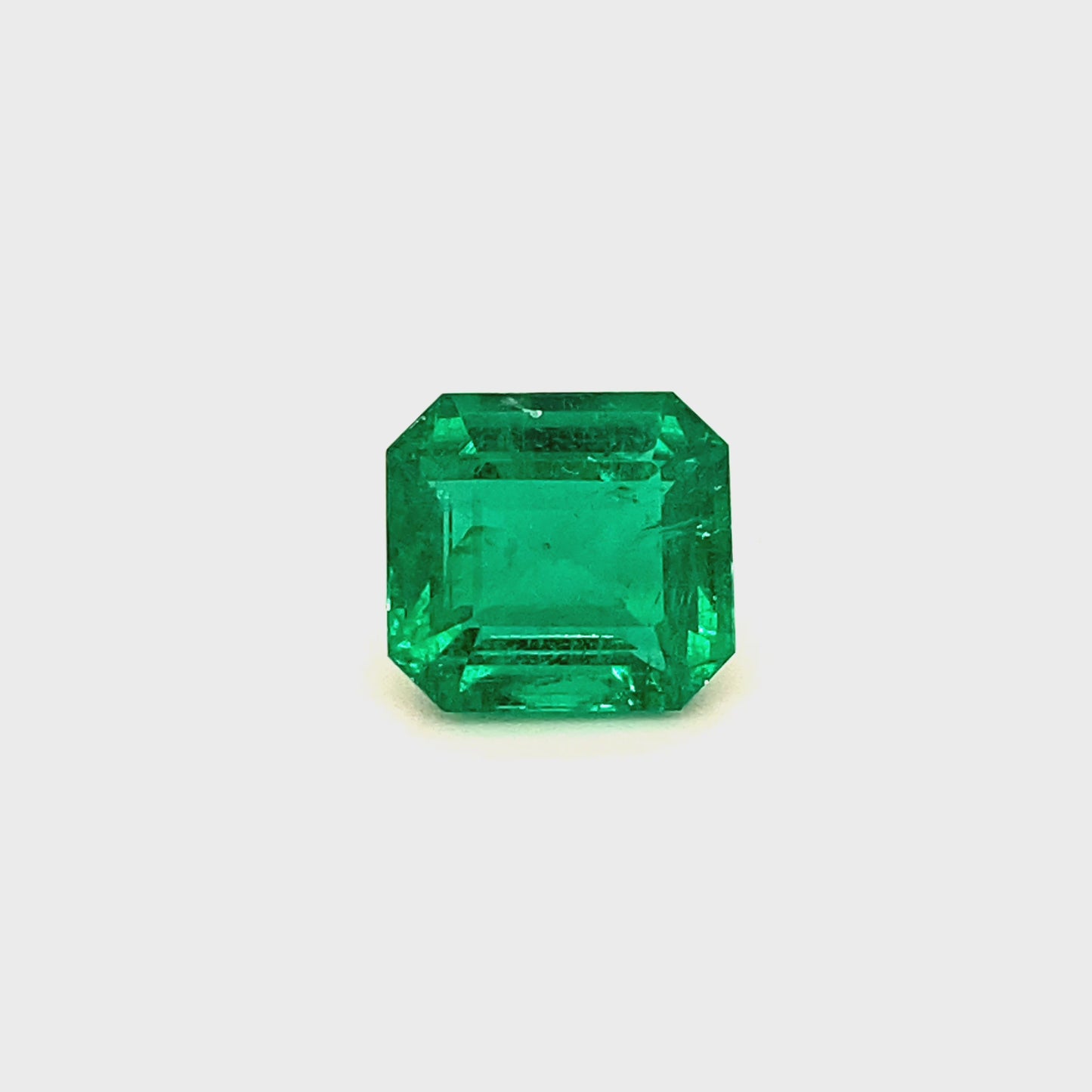 
                  
                    Load and play video in Gallery viewer, 11.62x10.71x6.81mm Octagon Emerald (1 pc 6.37 ct)
                  
                