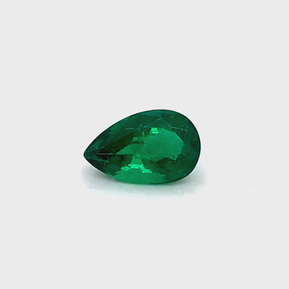 
                  
                    Load and play video in Gallery viewer, 12.59x7.92x6.03mm Pear-shaped Emerald (1 pc 3.33 ct)
                  
                