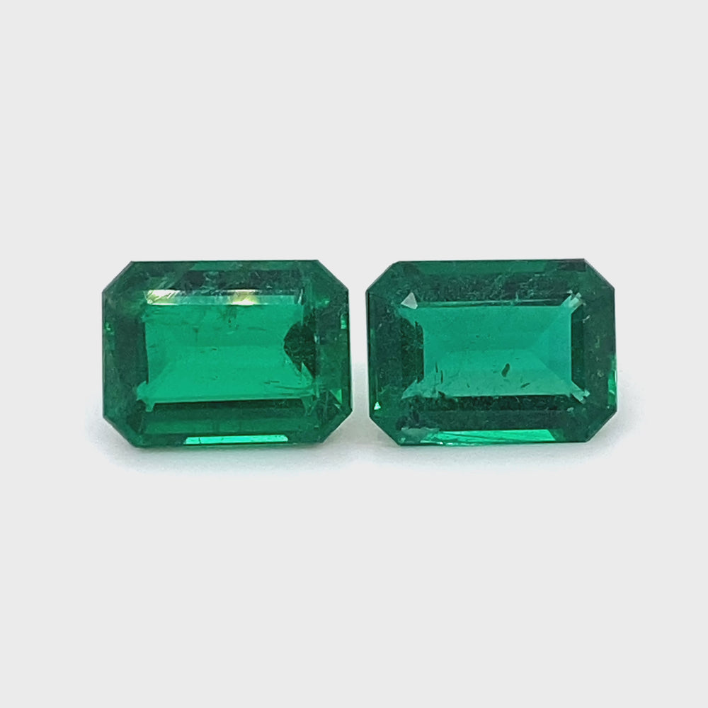 
                  
                    Load and play video in Gallery viewer, 11.43x8.61x4.99mm Octagon Emerald (2 pc 7.33 ct)
                  
                