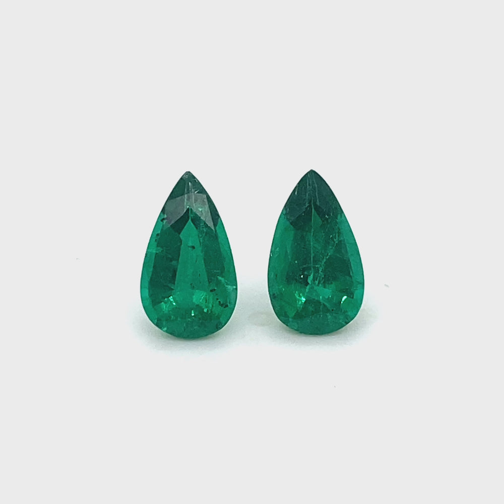 
                  
                    Load and play video in Gallery viewer, 11.10x7.20x4.81mm Pear-shaped Emerald (2 pc 3.89 ct)
                  
                