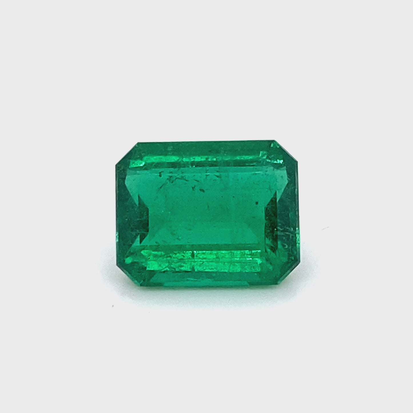 
                  
                    Load and play video in Gallery viewer, 13.36x10.54x6.73mm Octagon Emerald (1 pc 7.52 ct)
                  
                