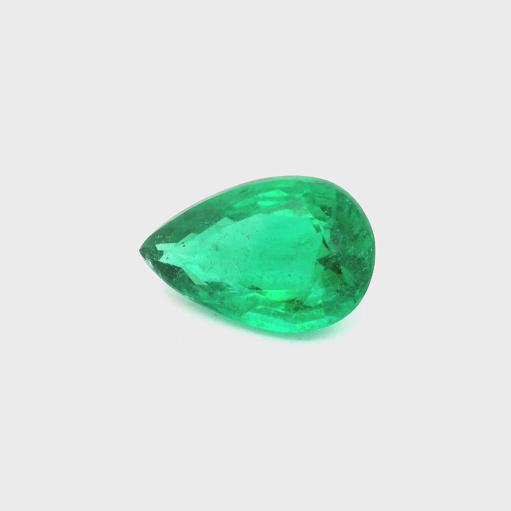 
                  
                    Load and play video in Gallery viewer, 16.11x10.36x7.17mm Pear-shaped Emerald (1 pc 6.55 ct)
                  
                