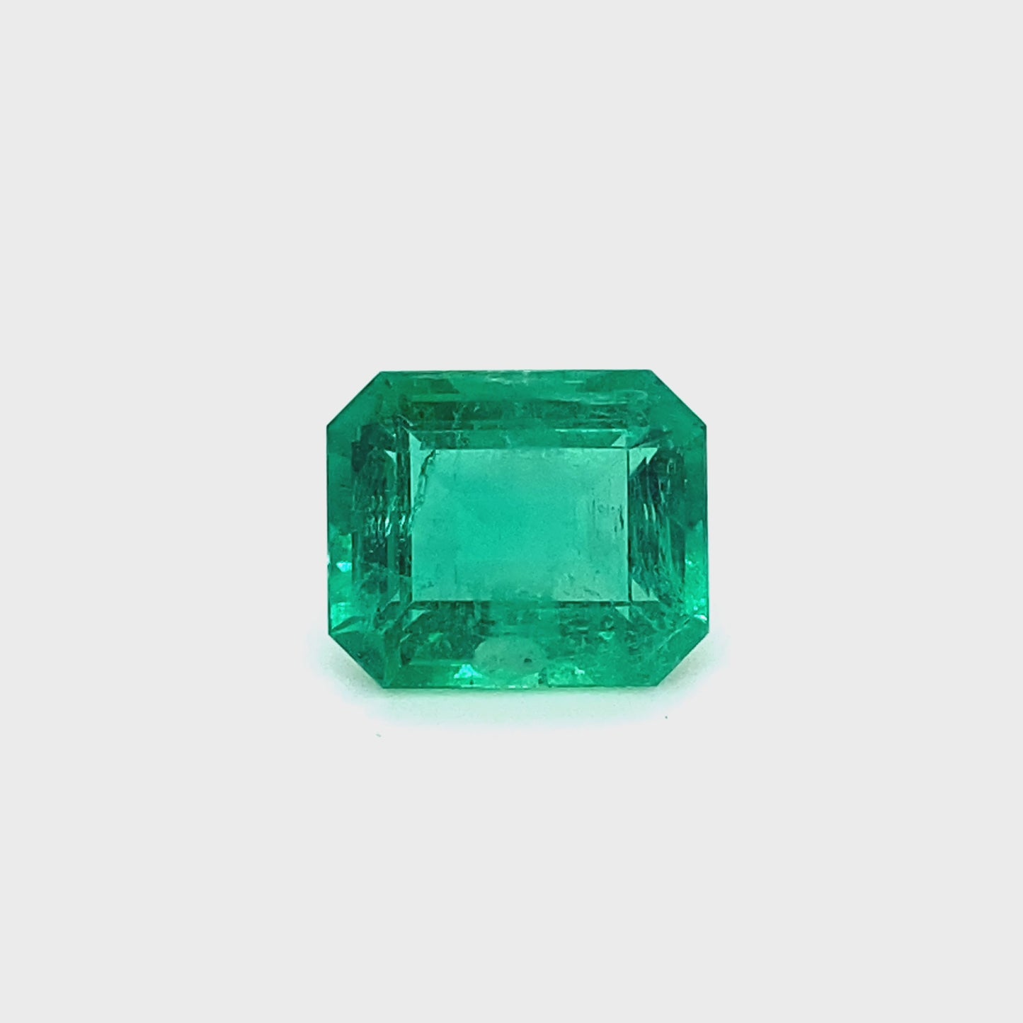 
                  
                    Load and play video in Gallery viewer, 13.72x11.43x7.46mm Octagon Emerald (1 pc 8.35 ct)
                  
                