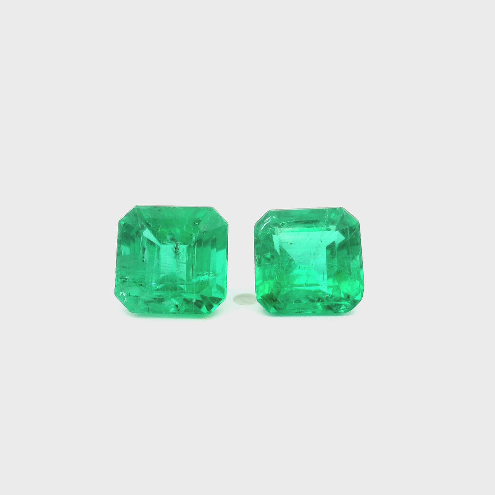 
                  
                    Load and play video in Gallery viewer, Octagon Emerald (2 pc 2.87 ct)
                  
                