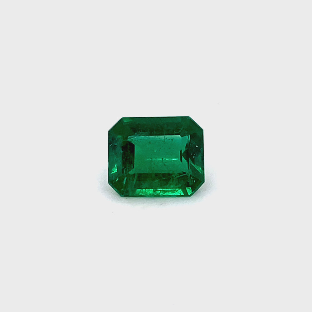 
                  
                    Load and play video in Gallery viewer, 9.38x7.86x4.72mm Octagon Emerald (1 pc 2.37 ct)
                  
                