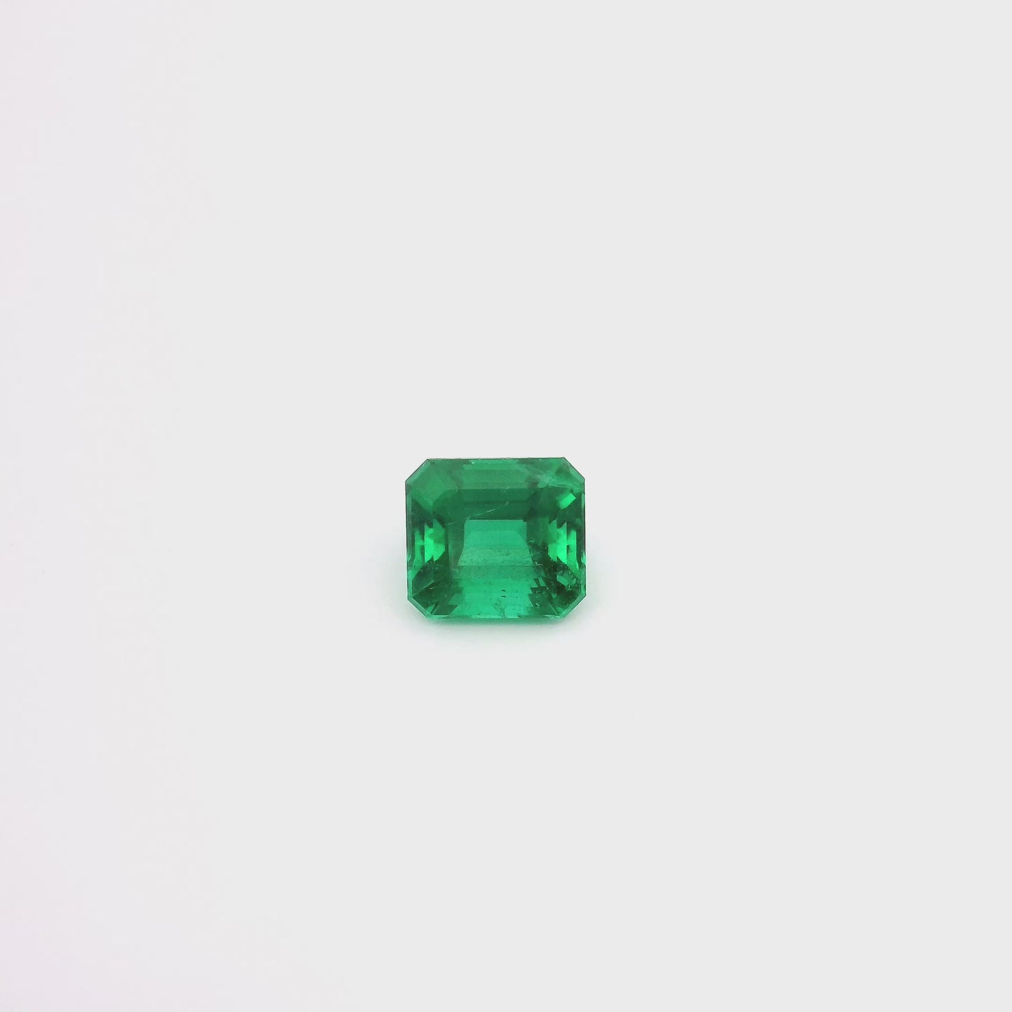 6.77x6.07x4.62mm Octagon Emerald (1 pc 1.35 ct)