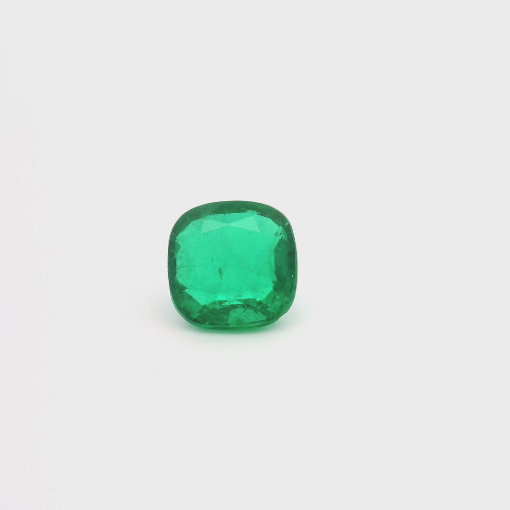 
                  
                    Load and play video in Gallery viewer, 7.10x6.95x3.80mm Cushion Emerald (1 pc 1.44 ct)
                  
                