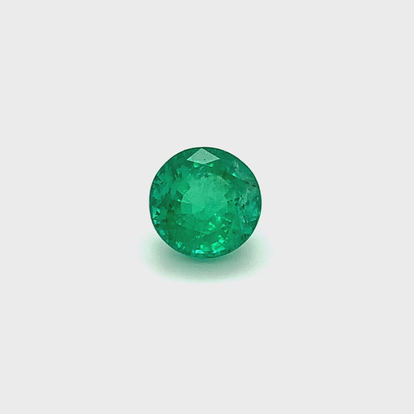 
                  
                    Load and play video in Gallery viewer, 12.40x0.00x0.00mm Round Emerald (1 pc 8.31 ct)
                  
                