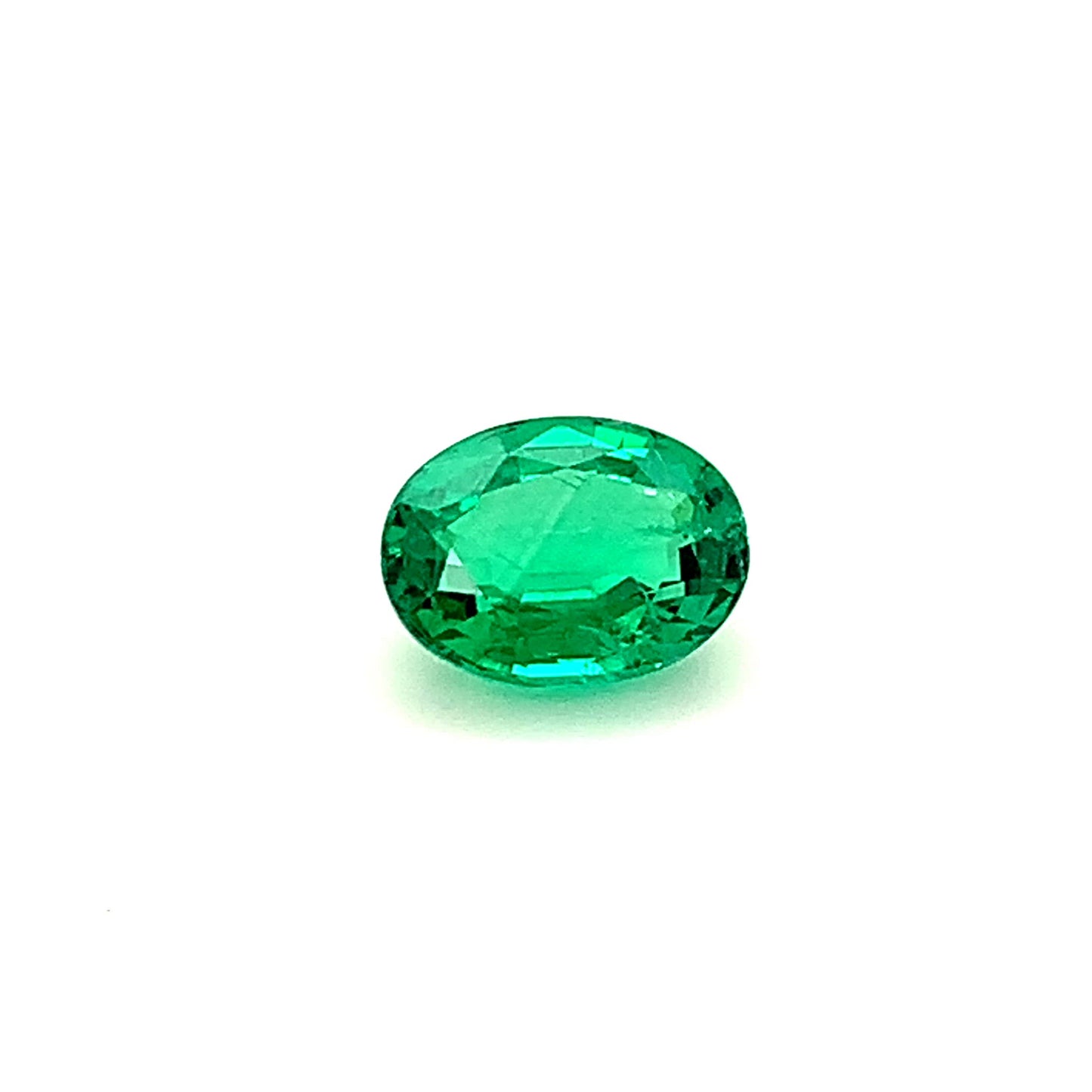 
                  
                    Load and play video in Gallery viewer, 13.41x10.18x6.77mm Oval Emerald (1 pc 5.81 ct)
                  
                