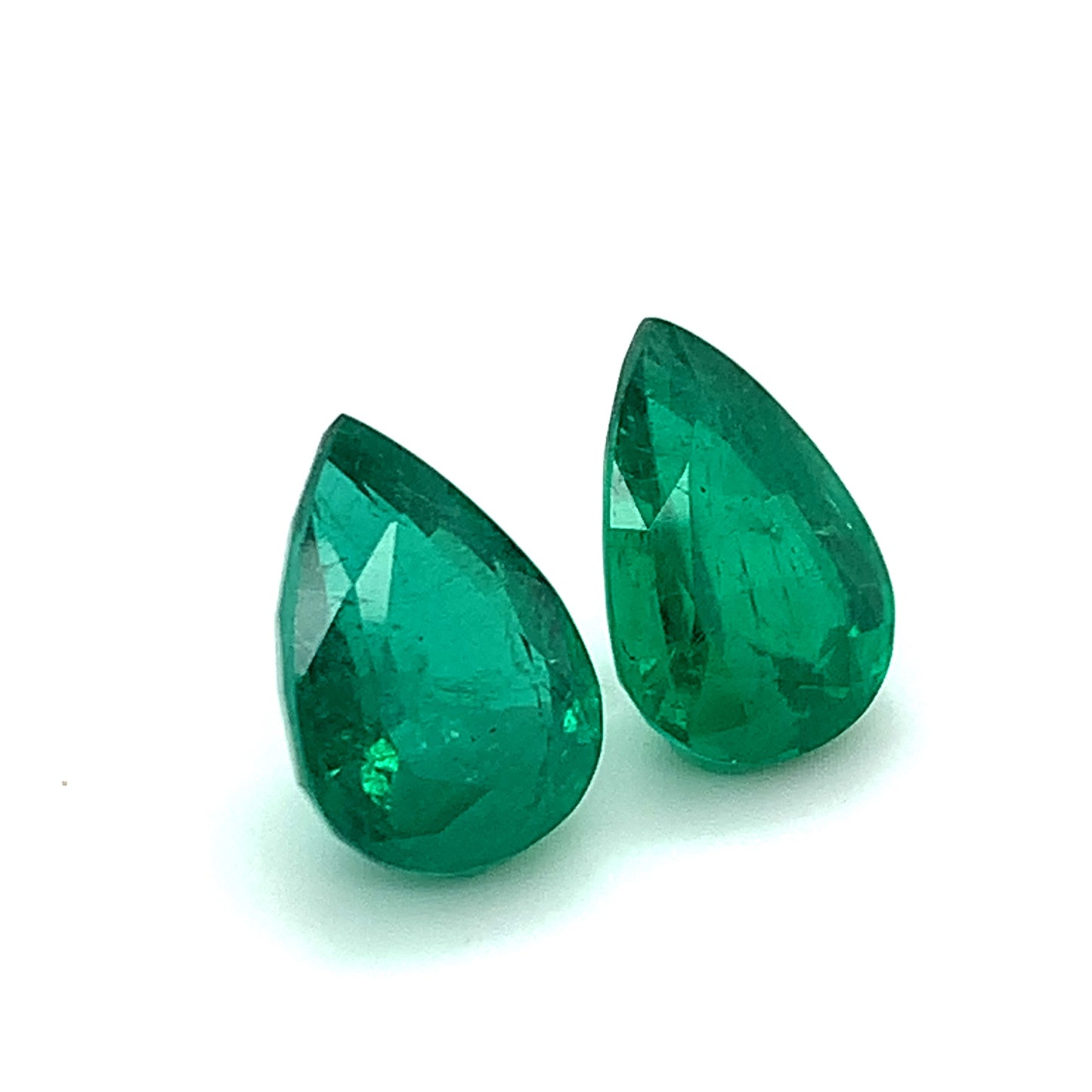
                  
                    15.18x10.40x7.19mm Pear-shaped Emerald (2 pc 12.89 ct)
                  
                