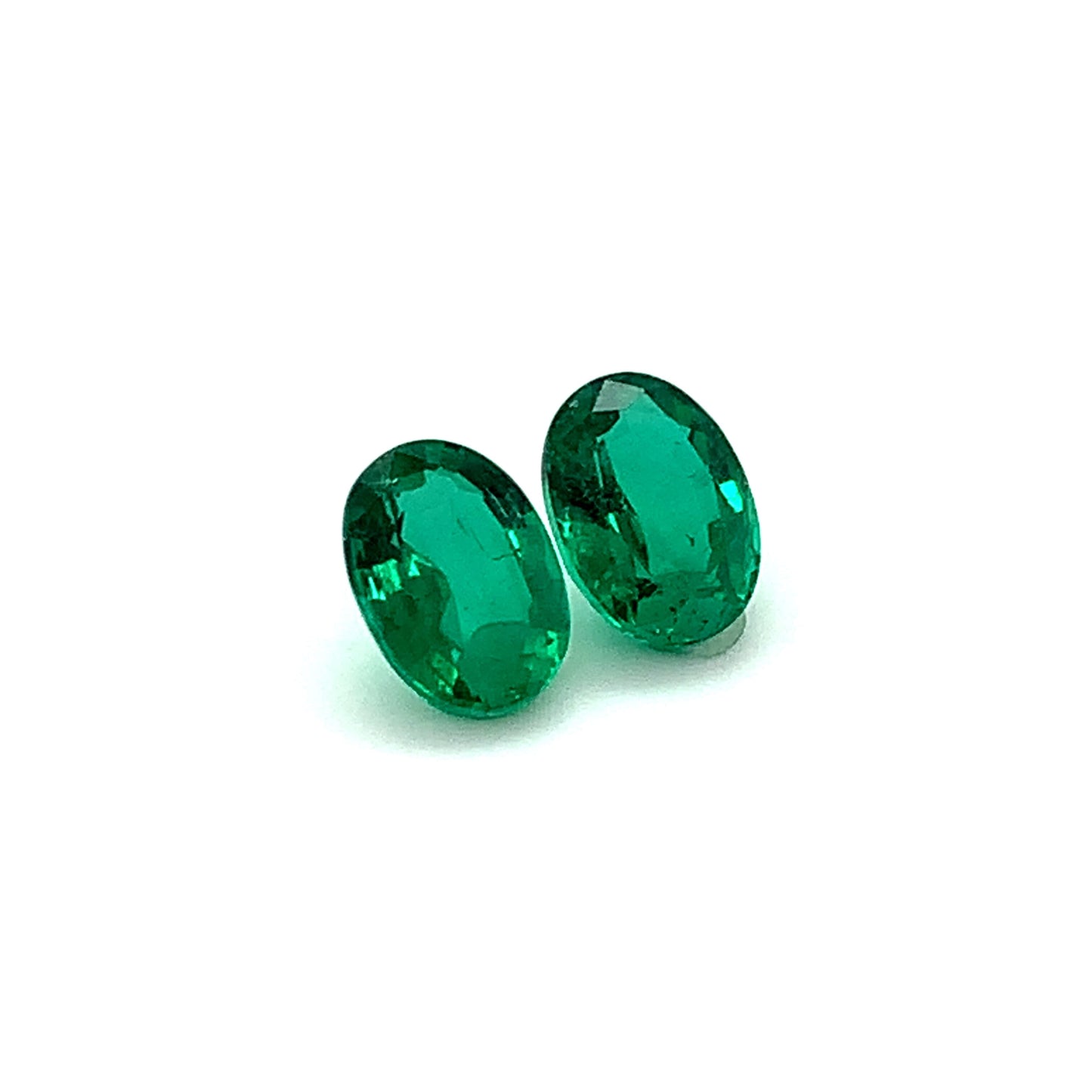
                  
                    10.45x7.68x5.53mm Oval Emerald (2 pc 5.14 ct)
                  
                