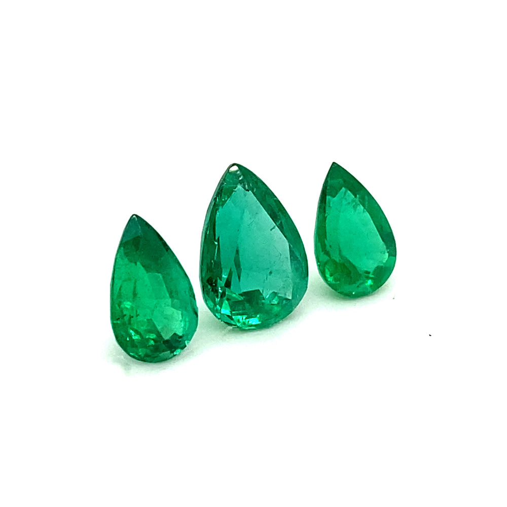 
                  
                    10.10x6.60x5.30mm Pear-shaped Emerald (3 pc 6.38 ct)
                  
                
