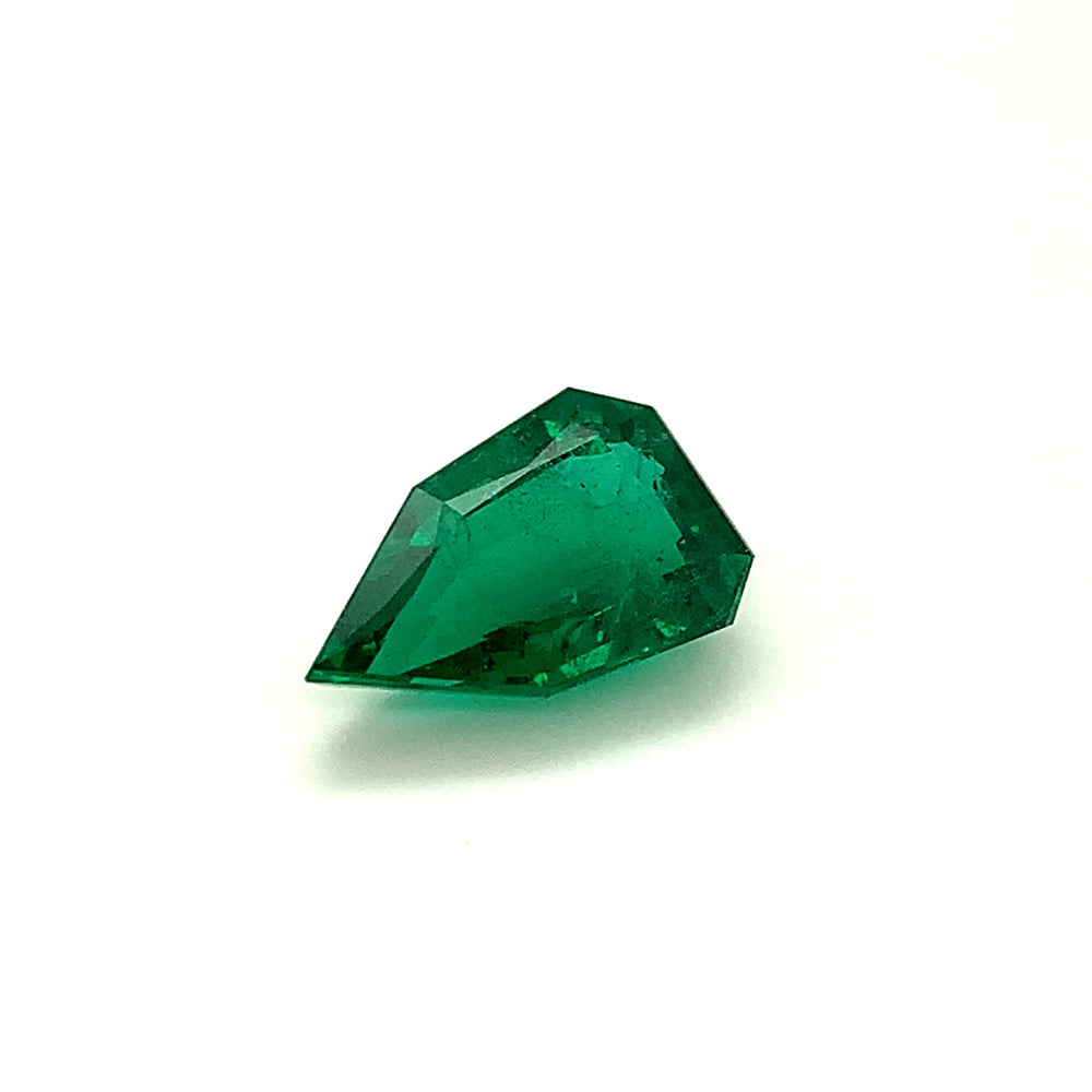 
                  
                    17.23x11.05x6.92mm Fancy Cut Emerald (1 pc 7.45 ct)
                  
                
