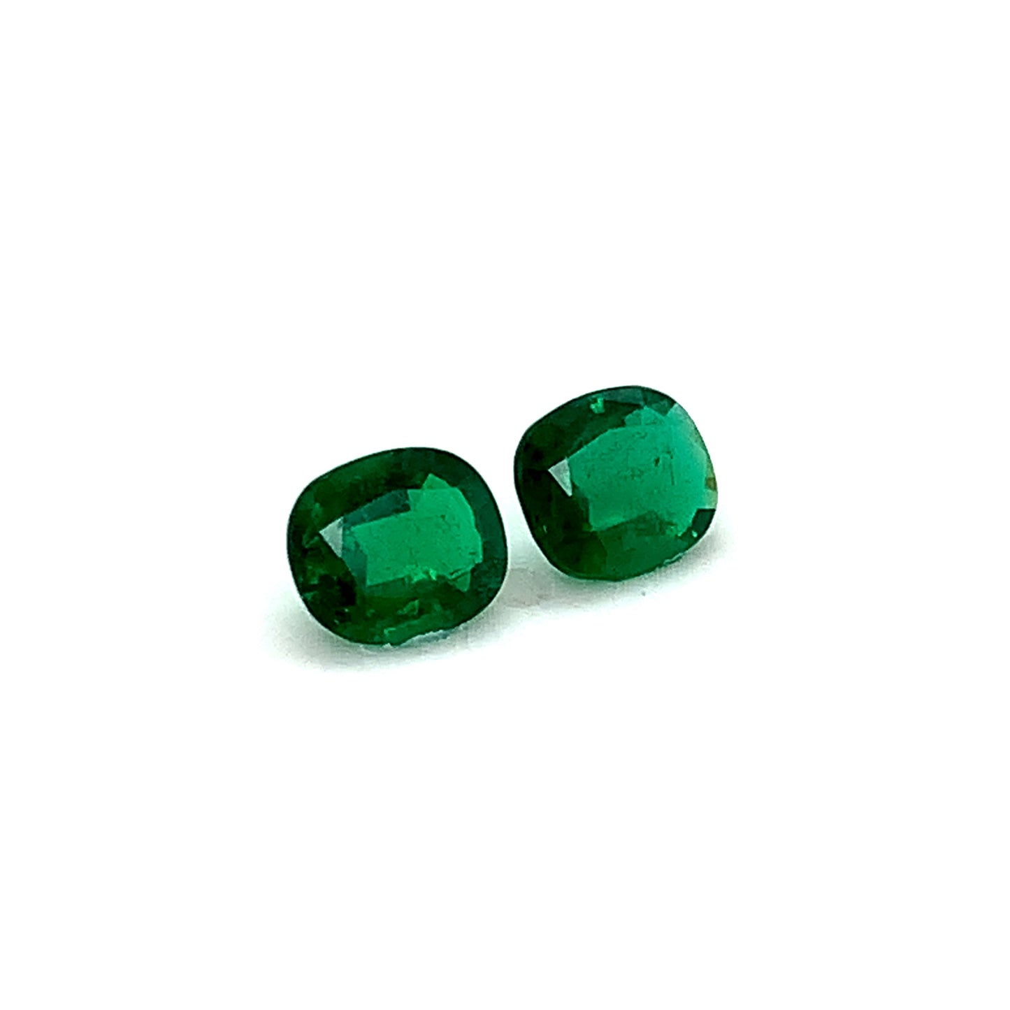 
                  
                    6.50x5.40x0.00mm Cushion Emerald (2 pc 1.32 ct)
                  
                