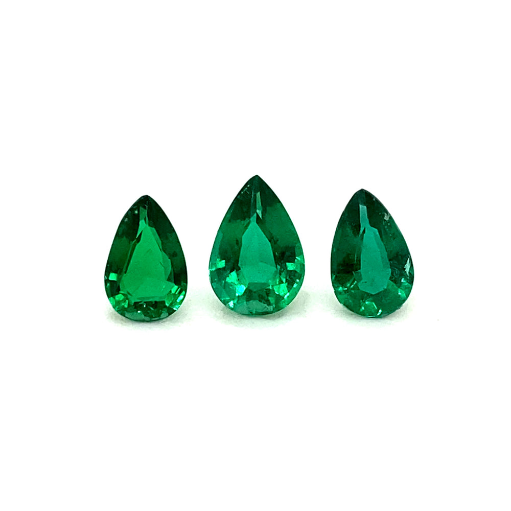8.80x5.80x0.00mm Pear-shaped Emerald (3 pc 3.45 ct)