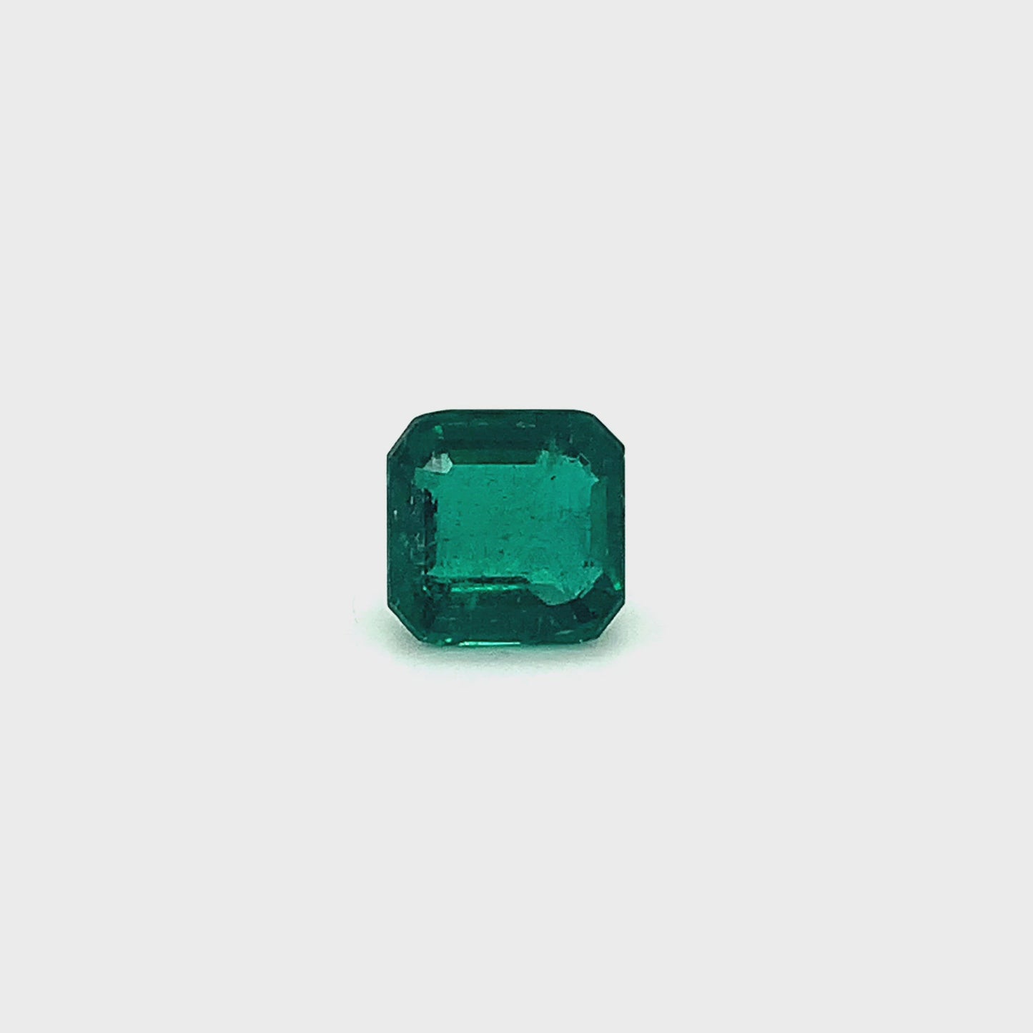 
                  
                    Load and play video in Gallery viewer, 10.52x10.40x6.06mm Octagon Emerald (1 pc 5.03 ct)
                  
                