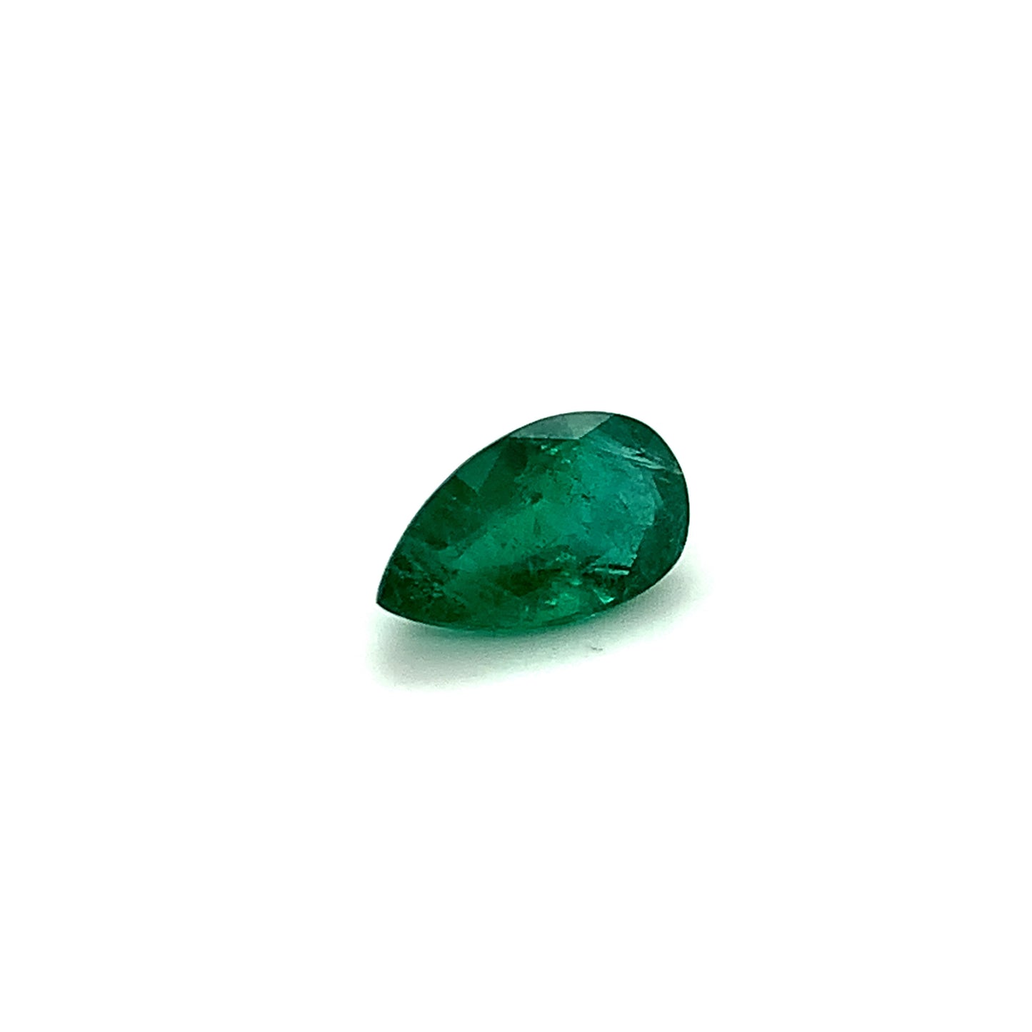 
                  
                    15.60x9.00x0.00mm Pear-shaped Emerald (1 pc 5.48 ct)
                  
                