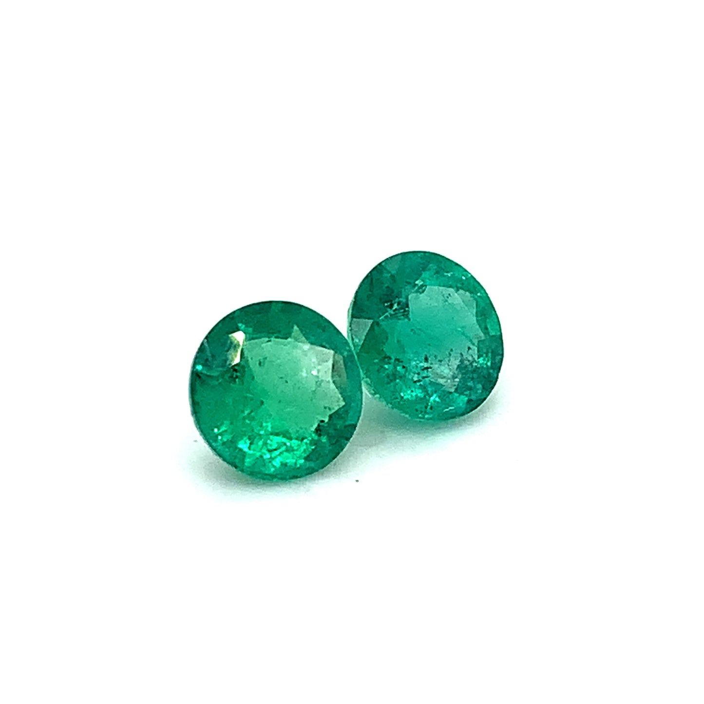 
                  
                    8.00x0.00x0.00mm Round Emerald (2 pc 3.80 ct)
                  
                