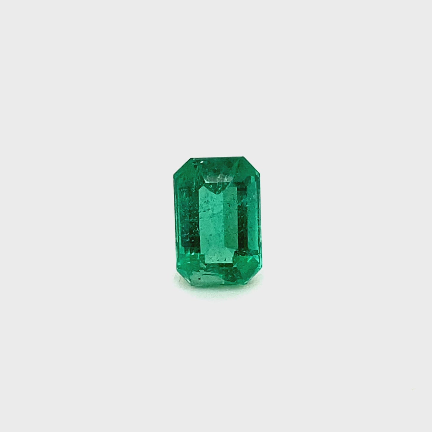 
                  
                    Load and play video in Gallery viewer, 10.42x6.99x5.29mm Octagon Emerald (1 pc 2.98 ct)
                  
                