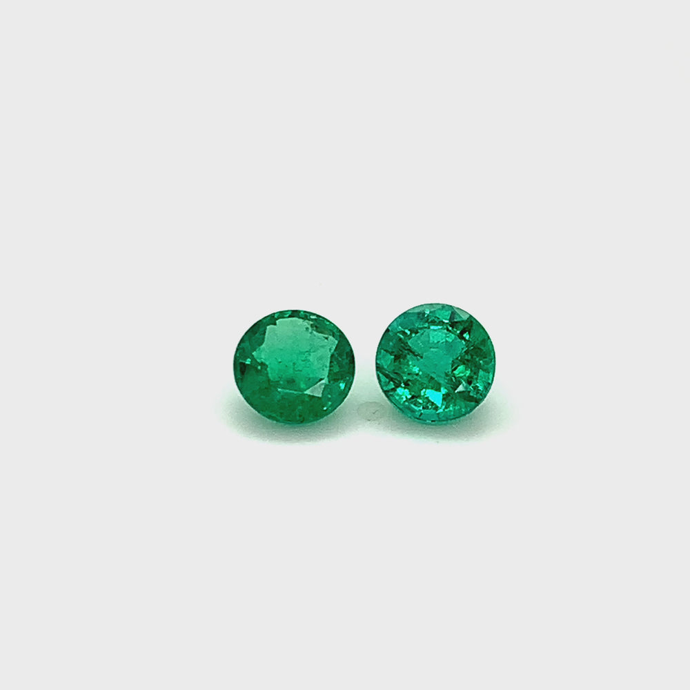 
                  
                    Load and play video in Gallery viewer, 7.77x7.86x5.12mm Round Emerald (2 pc 3.36 ct)
                  
                