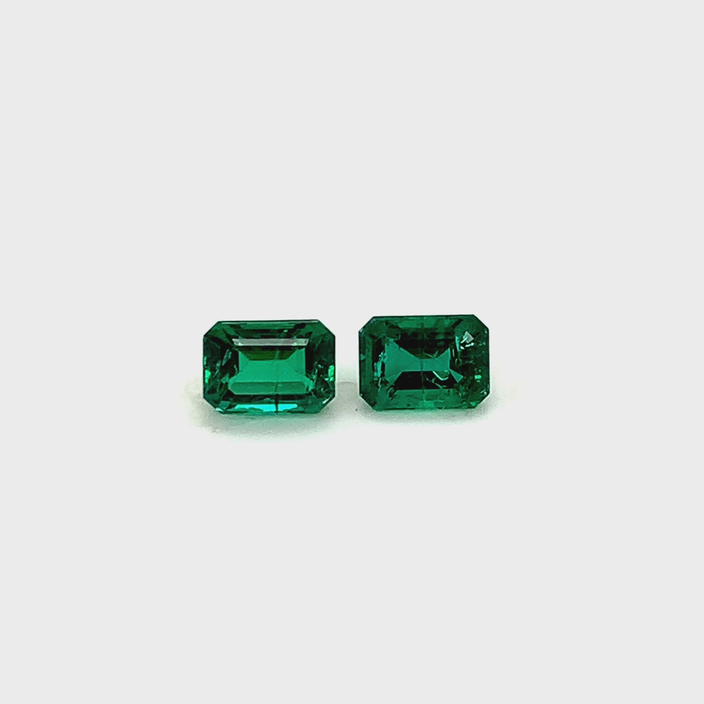 8.00x6.00x0.00mm Octagon Emerald (2 pc 2.89 ct)