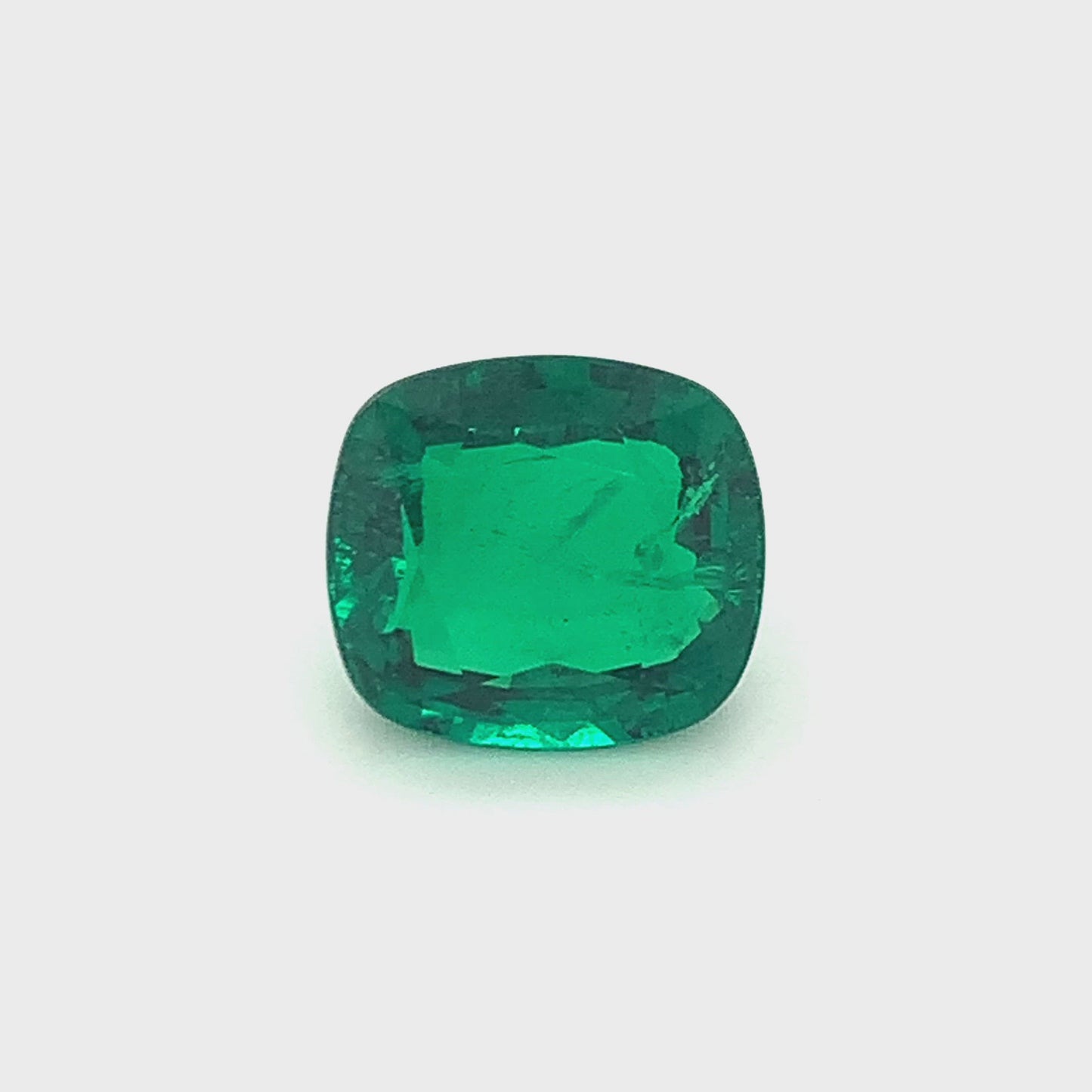 14.43x13.01x7.54mm Cushion Emerald (1 pc 9.88 ct)