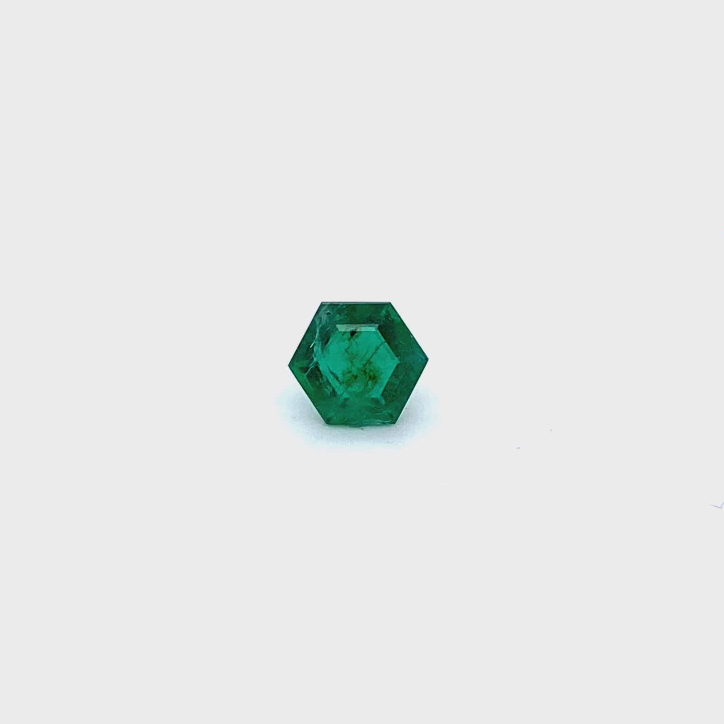 
                  
                    Load and play video in Gallery viewer, 7.57x7.54x3.97mm Fancy Cut Emerald (1 pc 1.47 ct)
                  
                