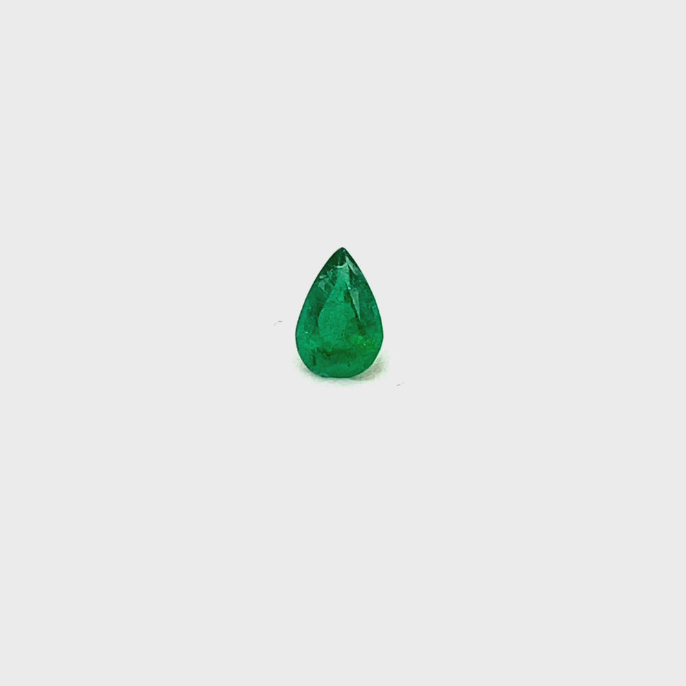 
                  
                    Load and play video in Gallery viewer, 5.90x3.99x2.63mm Pear-shaped Emerald (1 pc 0.32 ct)
                  
                