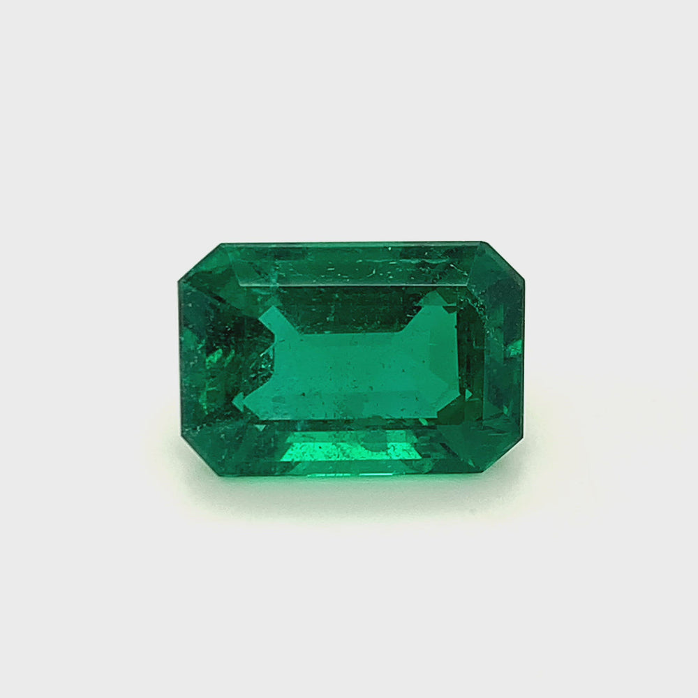 
                  
                    Load and play video in Gallery viewer, 16.12x11.02x7.76mm Octagon Emerald (1 pc 9.98 ct)
                  
                