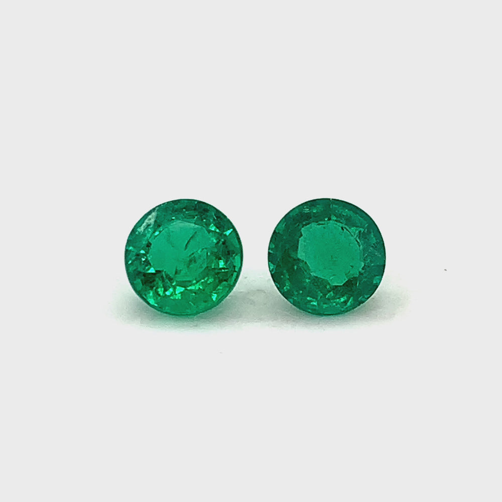 
                  
                    Load and play video in Gallery viewer, 7.50x0.00x0.00mm Round Emerald (2 pc 2.86 ct)
                  
                