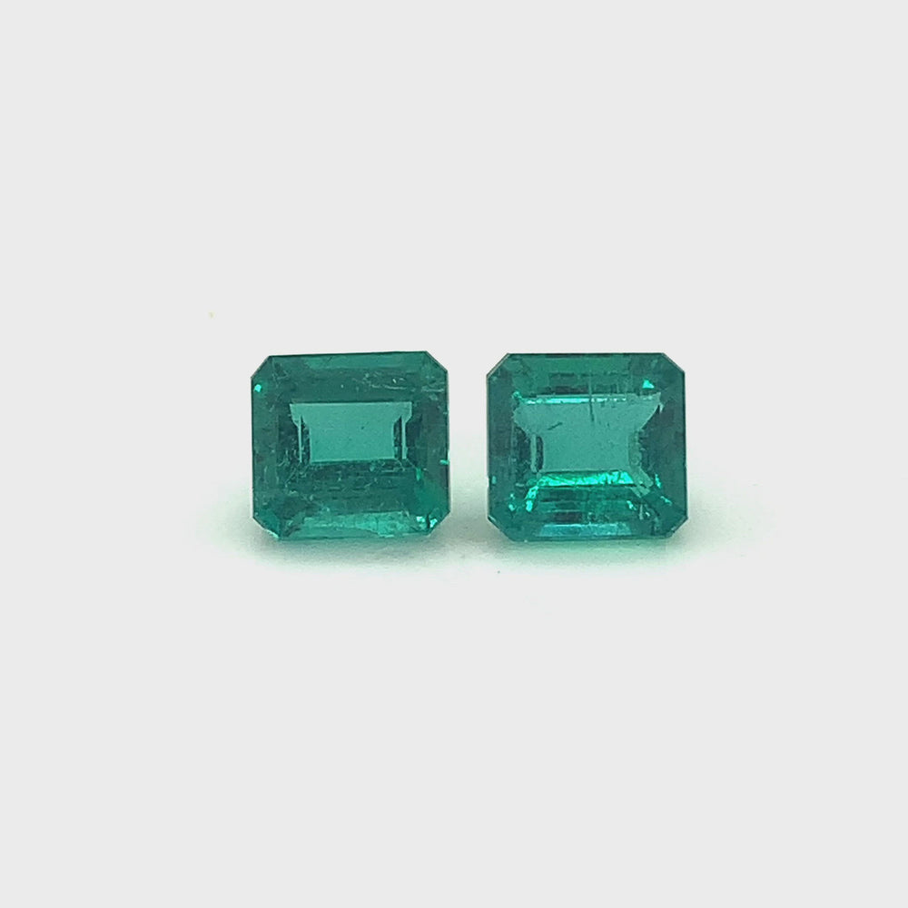 
                  
                    Load and play video in Gallery viewer, 8.44x7.99x5.25mm Octagon Emerald Pair (2 pc 5.60 ct)
                  
                