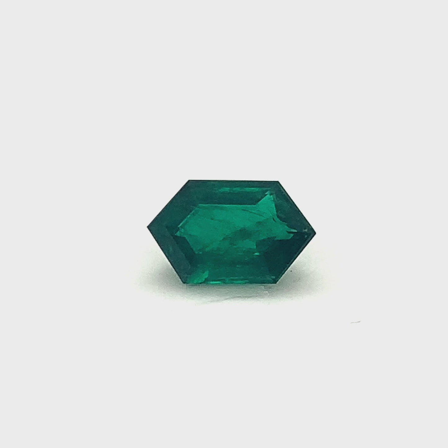 12.26x7.50x0.00mm Hexagonal Emerald (1 pc 2.60 ct)