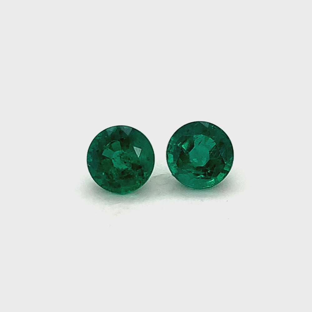 
                  
                    Load and play video in Gallery viewer, 7.00x0.00x0.00mm Round Emerald (2 pc 2.78 ct)
                  
                