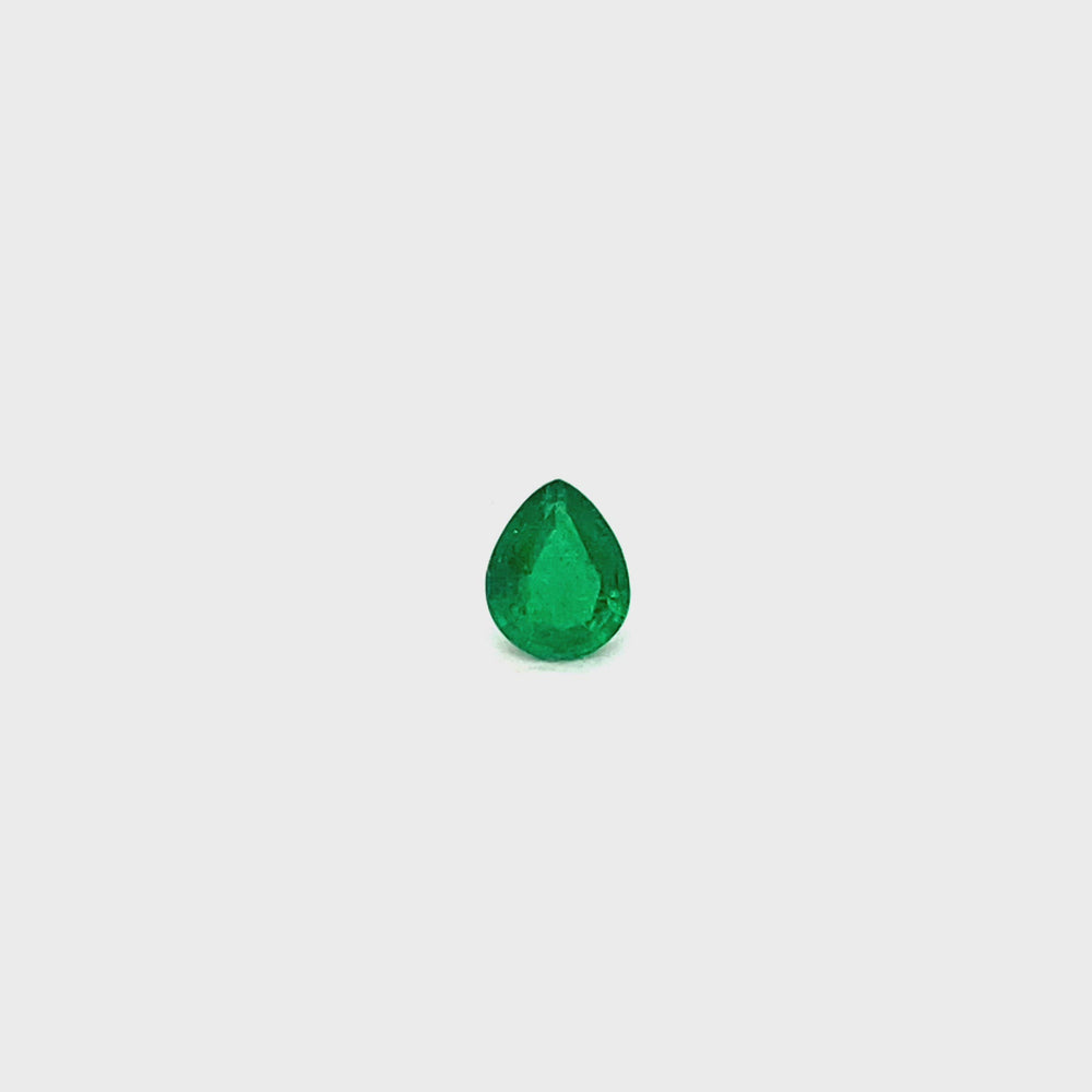 
                  
                    Load and play video in Gallery viewer, 6.01x4.85x2.71mm Pear-shaped Emerald (1 pc 0.46 ct)
                  
                