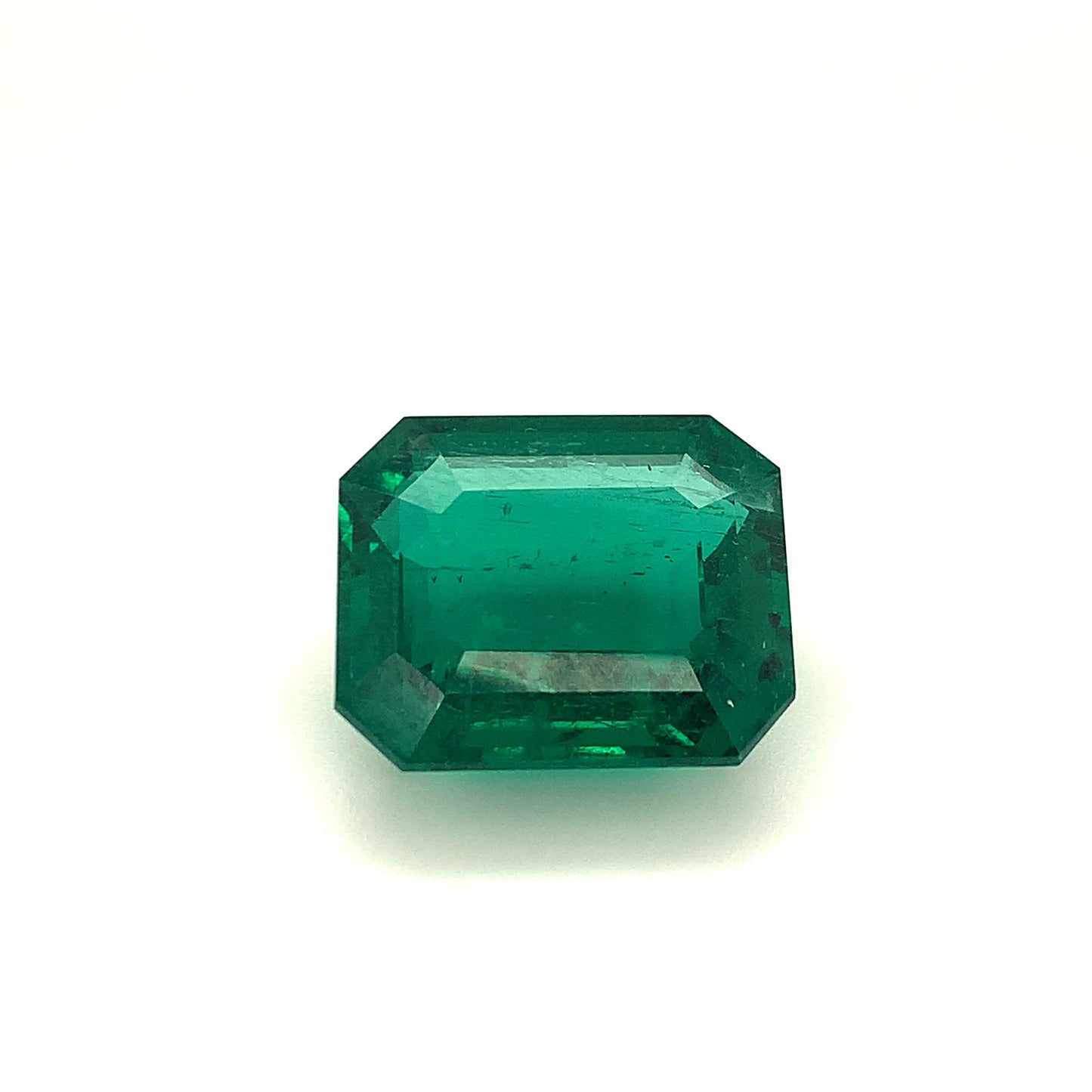 
                  
                    Load and play video in Gallery viewer, 19.21x15.96x9.43mm Octagon Emerald (1 pc 22.71 ct)
                  
                
