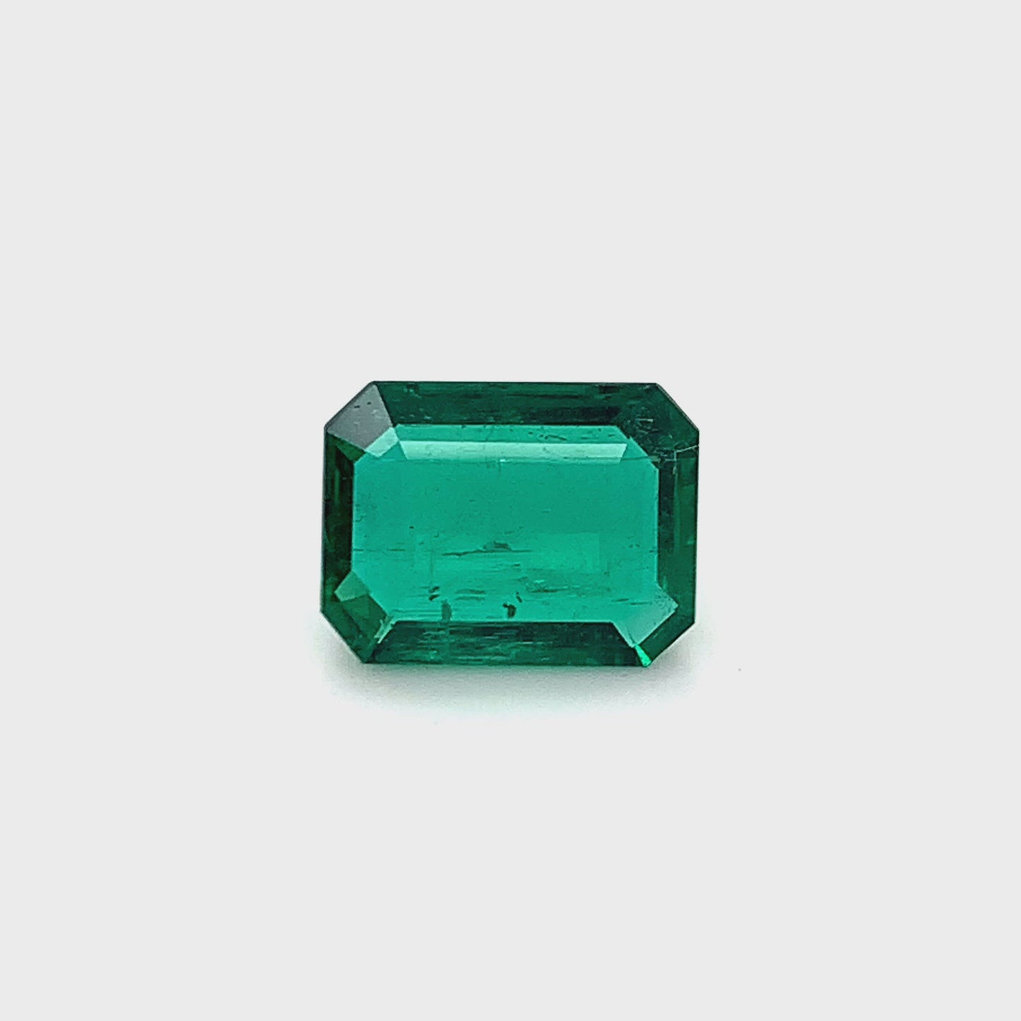 
                  
                    Load and play video in Gallery viewer, 15.35x11.74x4.87mm Octagon Emerald (1 pc 7.26 ct)
                  
                